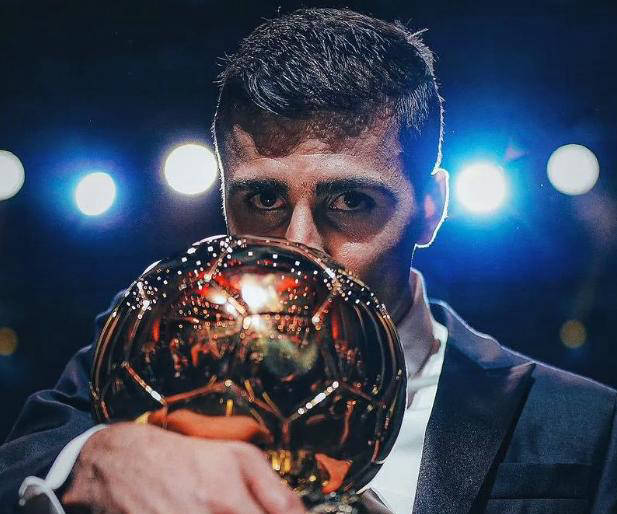 皇马锁定金球巨星罗德里，夏窗疯狂出击！权威记者独家爆料：曼城难留核心